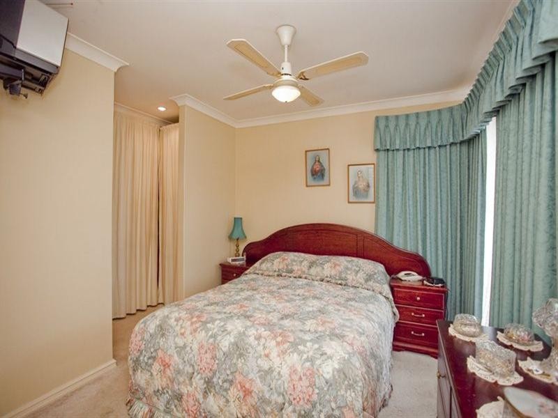 5 Glen Avon Street, Lesmurdie WA 6076