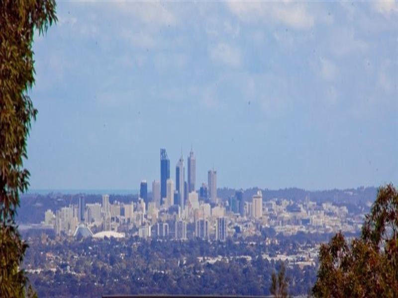 22 Brine Road, Kalamunda WA 6076