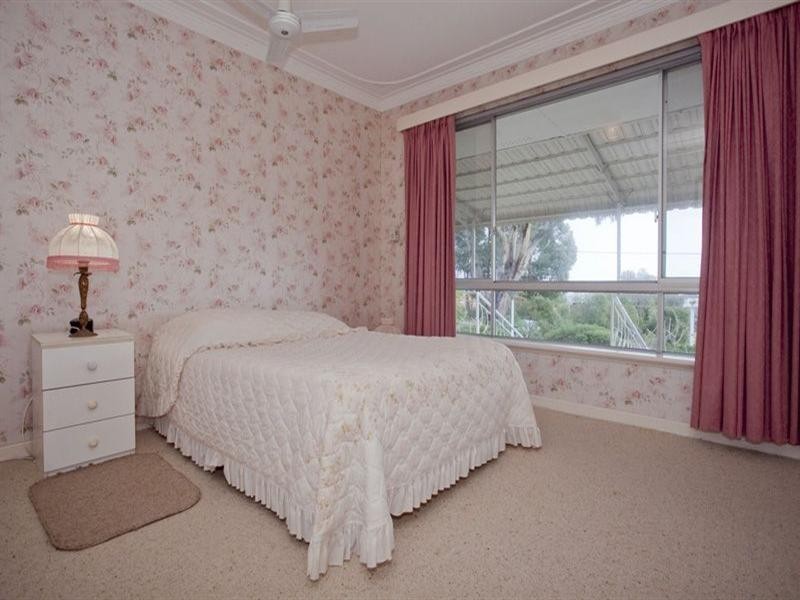 22 Brine Road, Kalamunda WA 6076