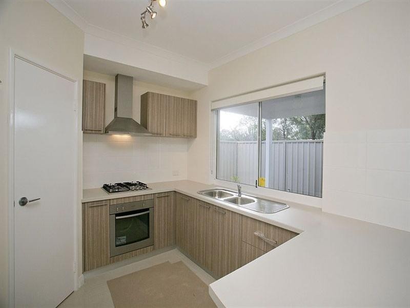 3/31 Boonooloo, Kalamunda WA 6076