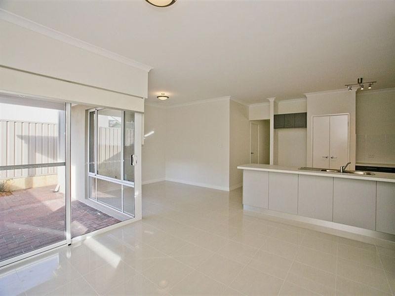 3/31 Boonooloo, Kalamunda WA 6076