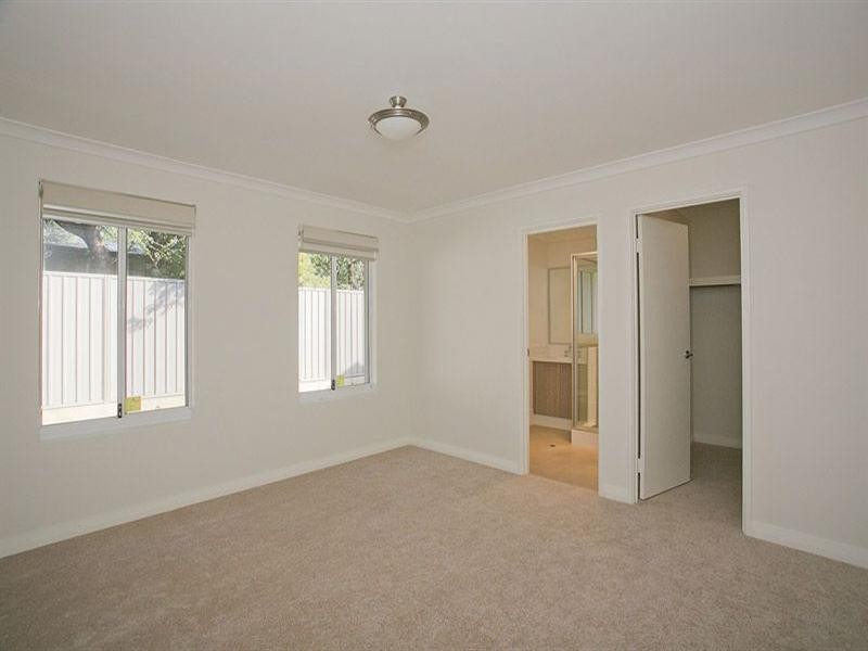 3/31 Boonooloo, Kalamunda WA 6076