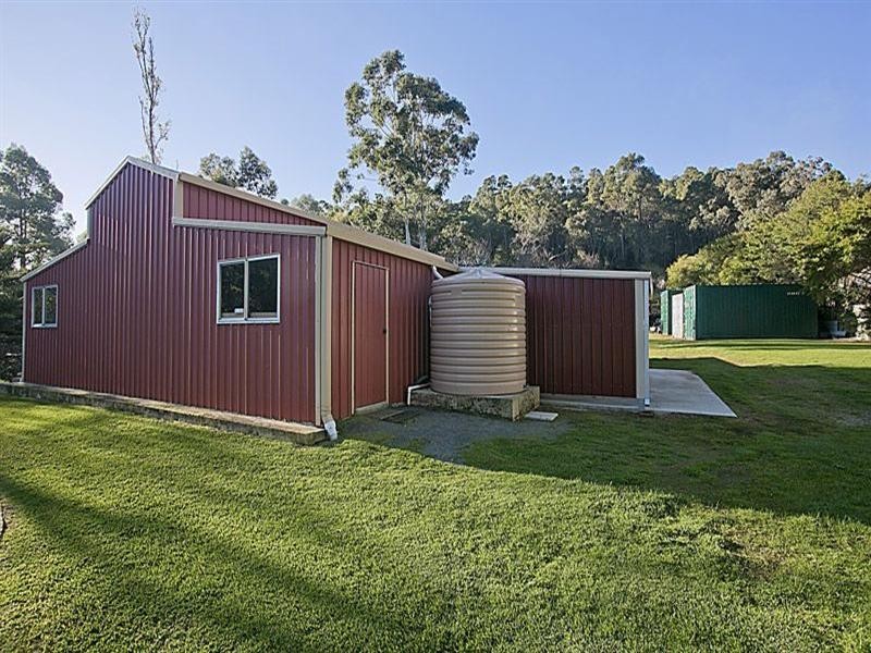 154 Orange Valley Road, Kalamunda WA 6076