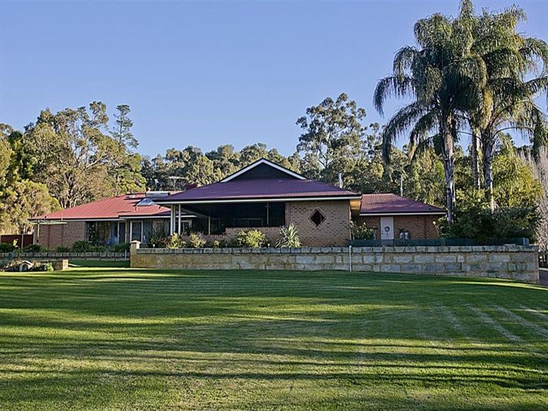 154 Orange Valley Road, Kalamunda WA 6076