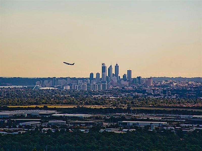 44 Lenori Road, Gooseberry Hill WA 6076