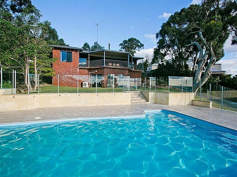 44 Lenori Road, Gooseberry Hill WA 6076