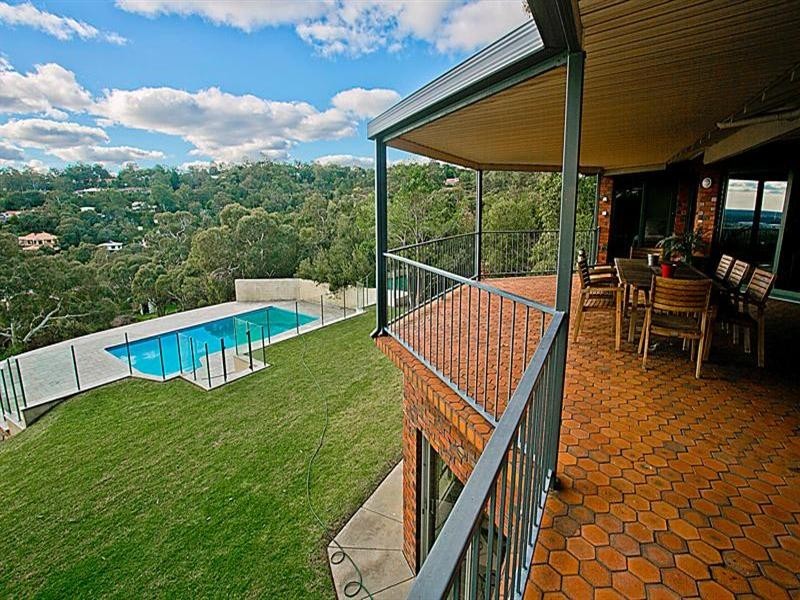 44 Lenori Road, Gooseberry Hill WA 6076