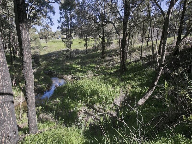 330 Mundaring Weir Road, Piesse Brook WA 6076