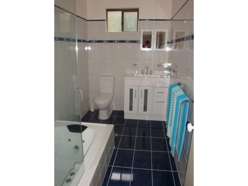 5 Snowball Road, Kalamunda WA 6076