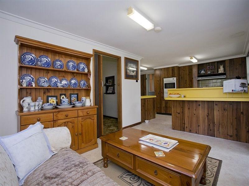 32 Parke Road, Gooseberry Hill WA 6076