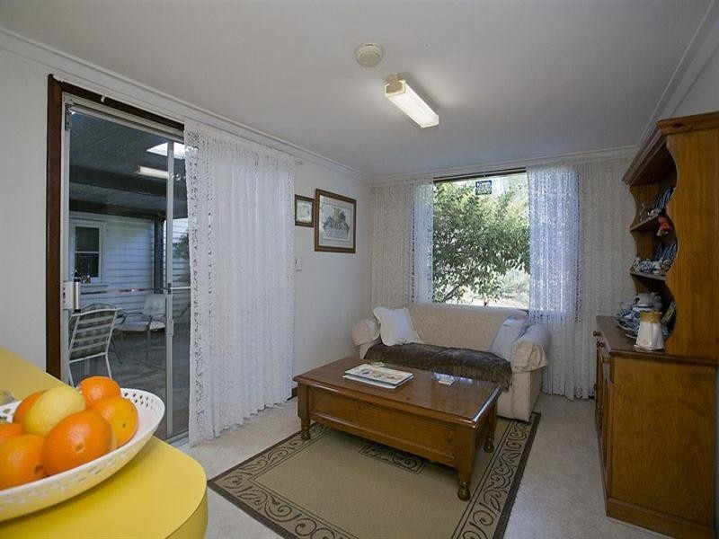 32 Parke Road, Gooseberry Hill WA 6076