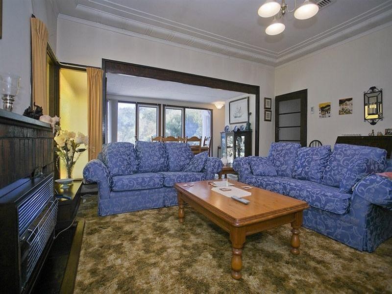 32 Parke Road, Gooseberry Hill WA 6076