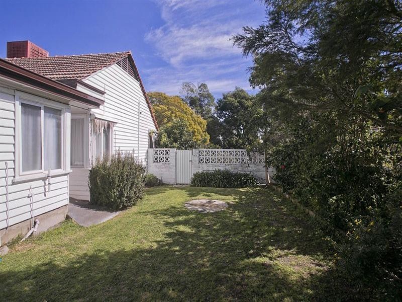 32 Parke Road, Gooseberry Hill WA 6076