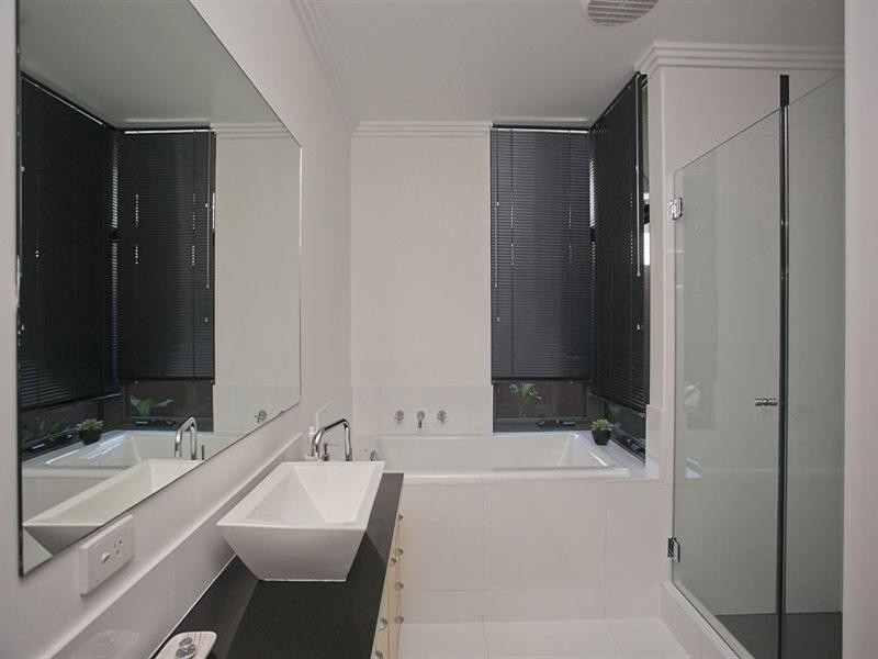 6 Newlands Grove, Gooseberry Hill WA 6076