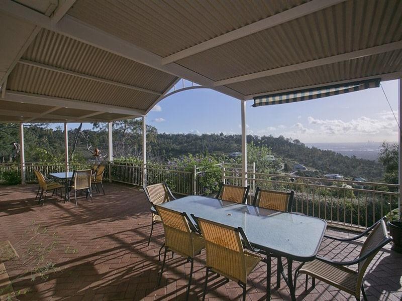 3 Jaraba Avenue, Gooseberry Hill WA 6076