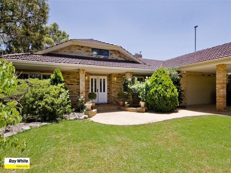 52 Yorna Road, Kalamunda WA 6076