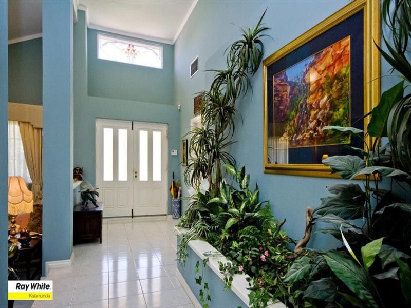 52 Yorna Road, Kalamunda WA 6076