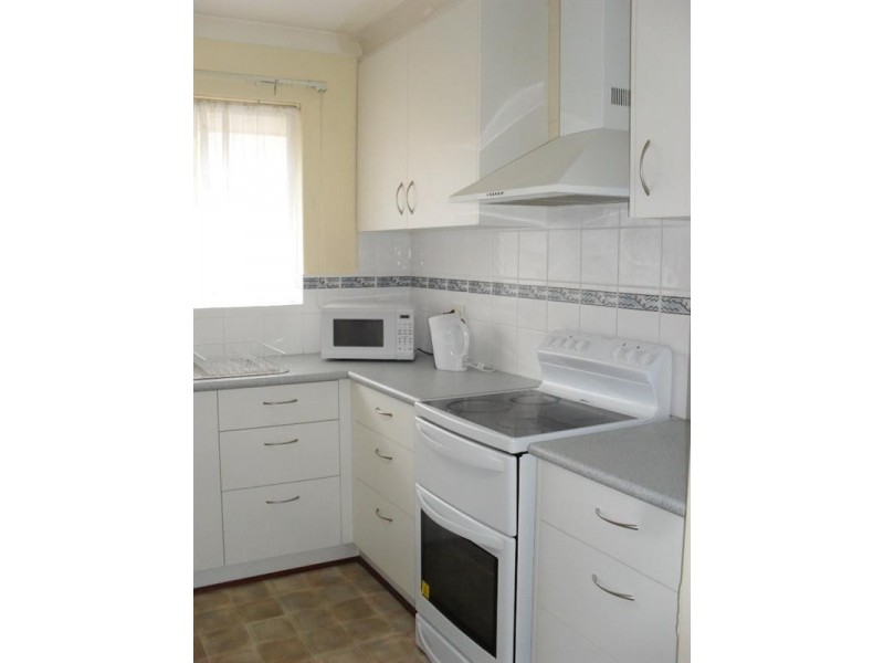 76 Lesmurdie Road East, Kalamunda WA 6076