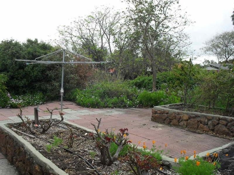 76 Lesmurdie Road East, Kalamunda WA 6076