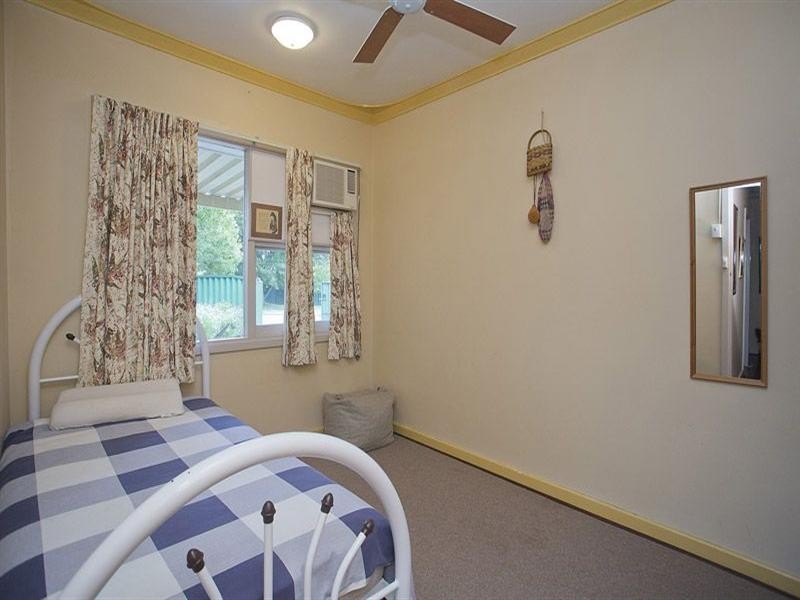 5 Brenda Road, Maida Vale WA 6057