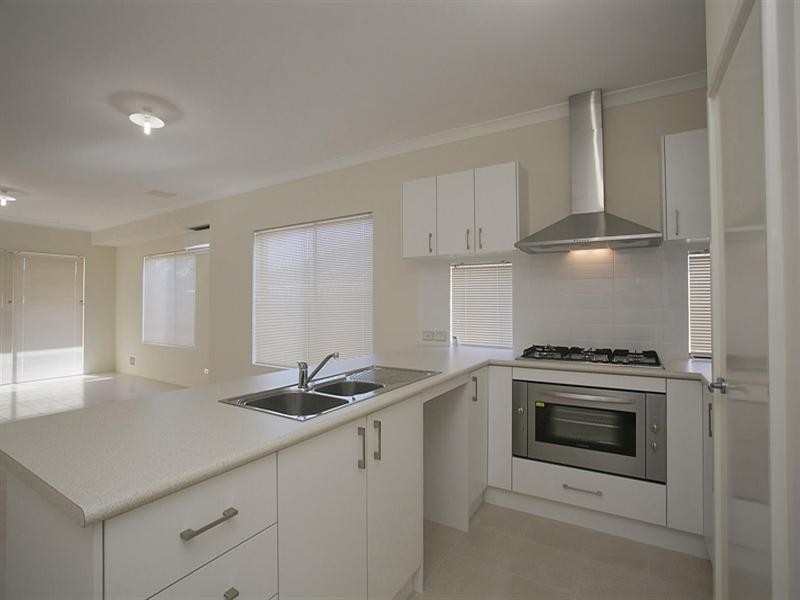 7a Newburn Road, High Wycombe WA 6057