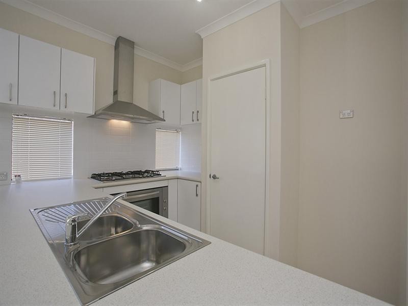 7a Newburn Road, High Wycombe WA 6057