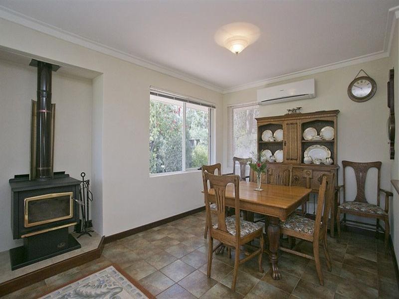 62 Valencia Road, Carmel WA 6076