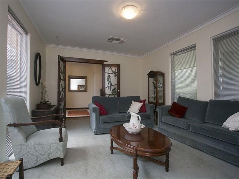 62 Valencia Road, Carmel WA 6076
