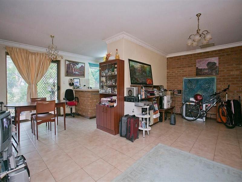 327 Lesmurdie Road, Lesmurdie WA 6076