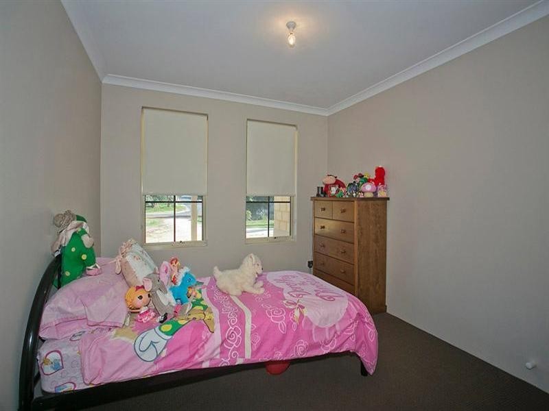 1 Rootes Road, Lesmurdie WA 6076