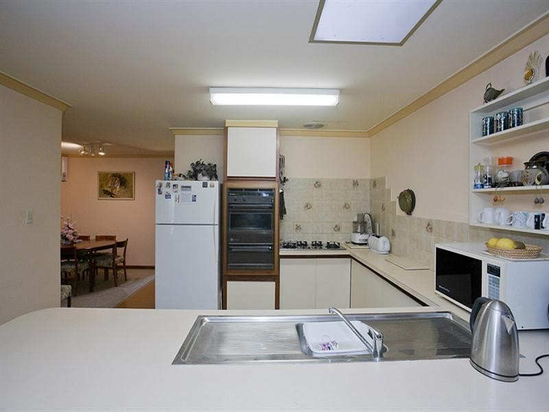 10 Anne Avenue, Walliston WA 6076