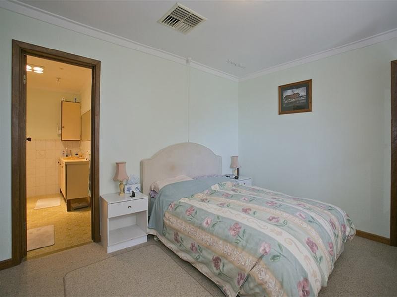 10 Anne Avenue, Walliston WA 6076