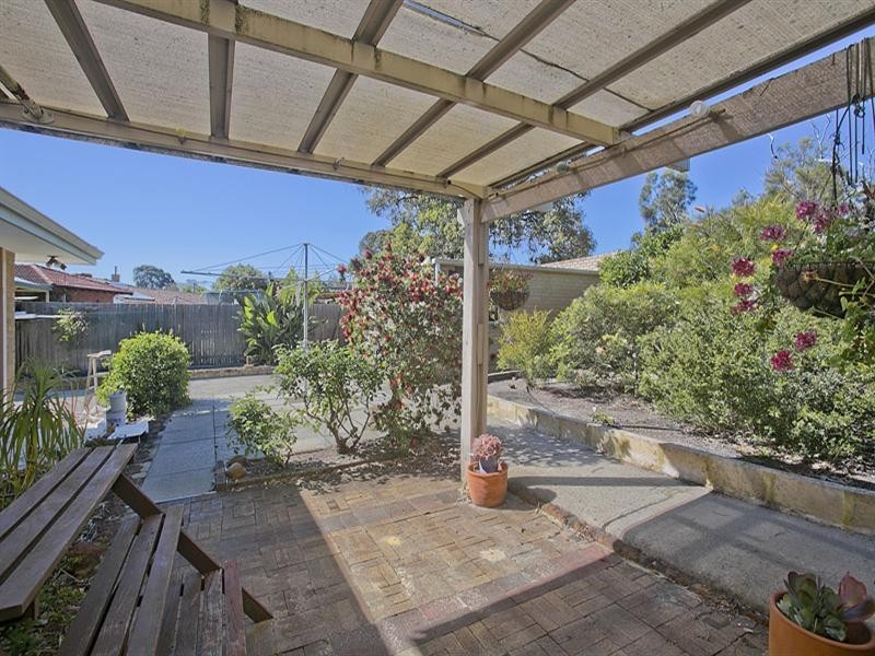 10 Anne Avenue, Walliston WA 6076