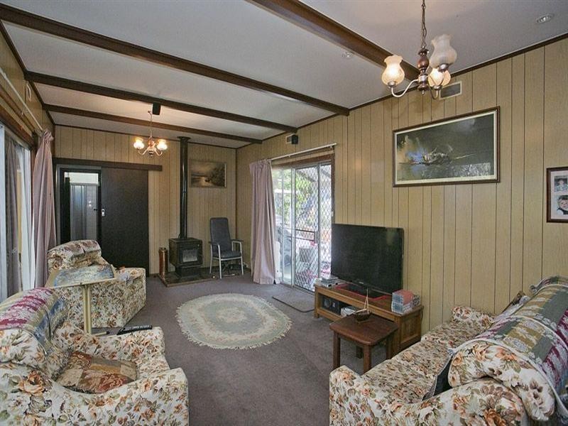 3 Schmitt Road, Kalamunda WA 6076