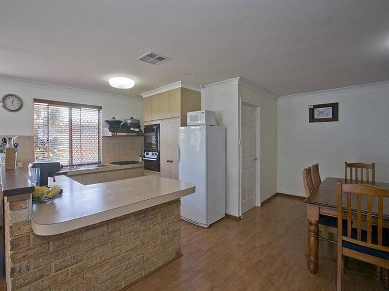 5 Balmain Road, Greenmount WA 6056