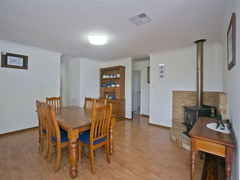 5 Balmain Road, Greenmount WA 6056