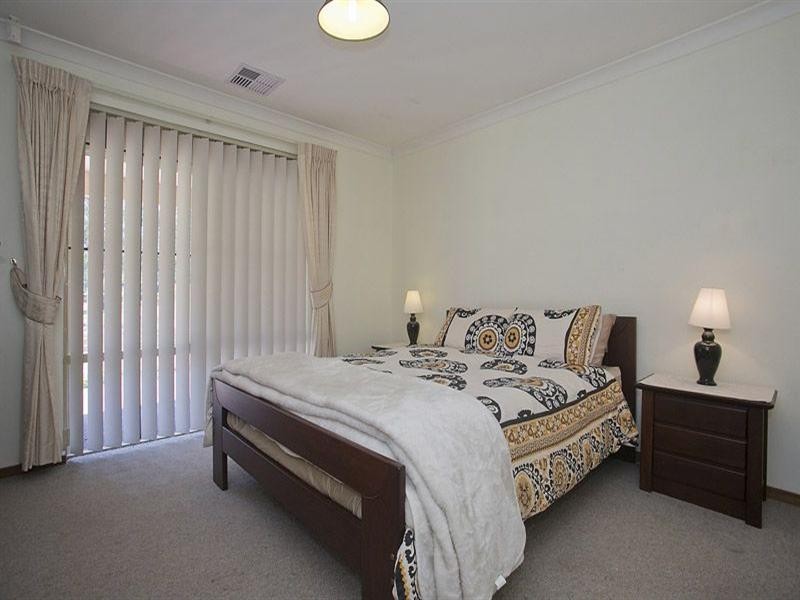 5 Balmain Road, Greenmount WA 6056