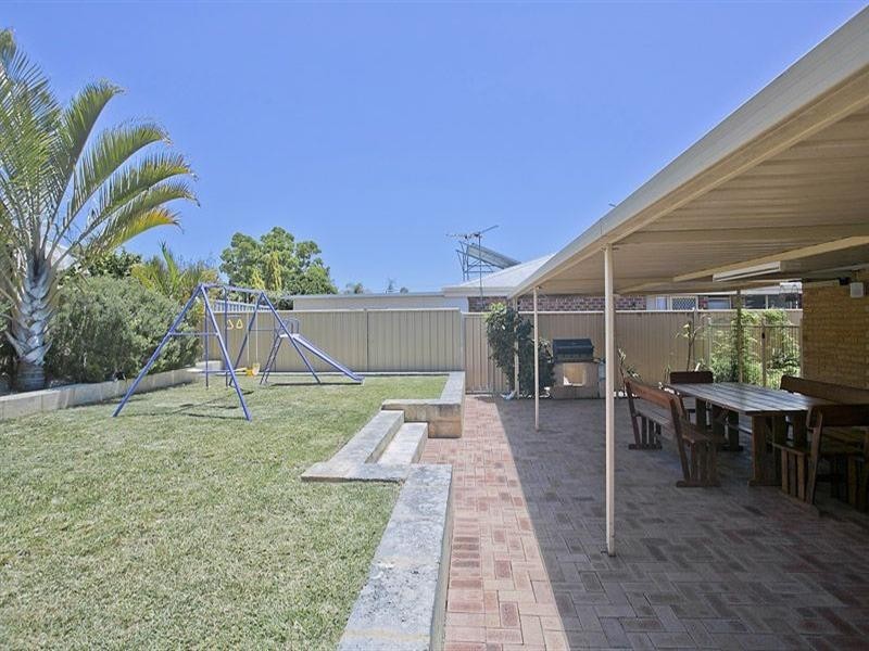 5 Balmain Road, Greenmount WA 6056