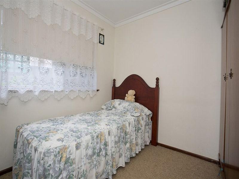 16 Landers Road, Lesmurdie WA 6076