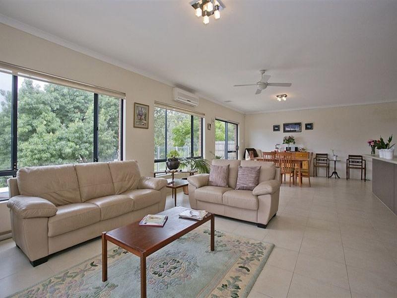 25 Zamia Road, Gooseberry Hill WA 6076