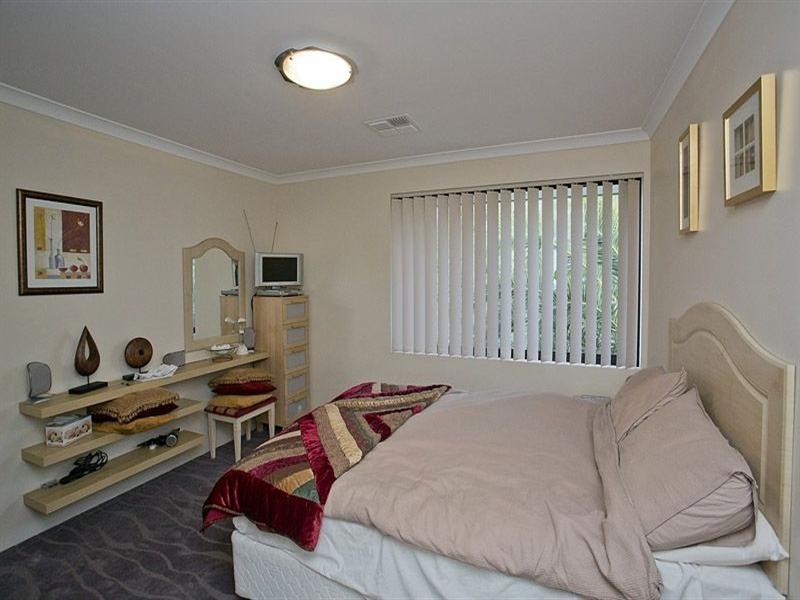 19 Graham Road, Gooseberry Hill WA 6076