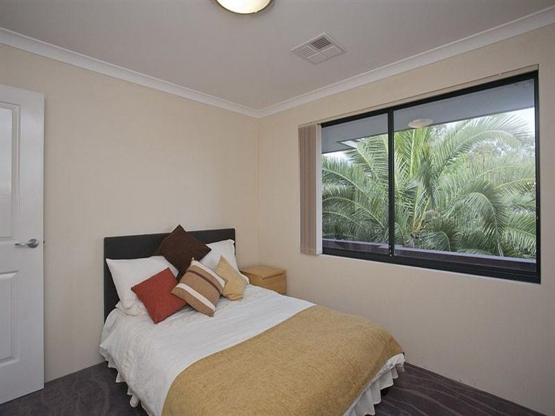 19 Graham Road, Gooseberry Hill WA 6076