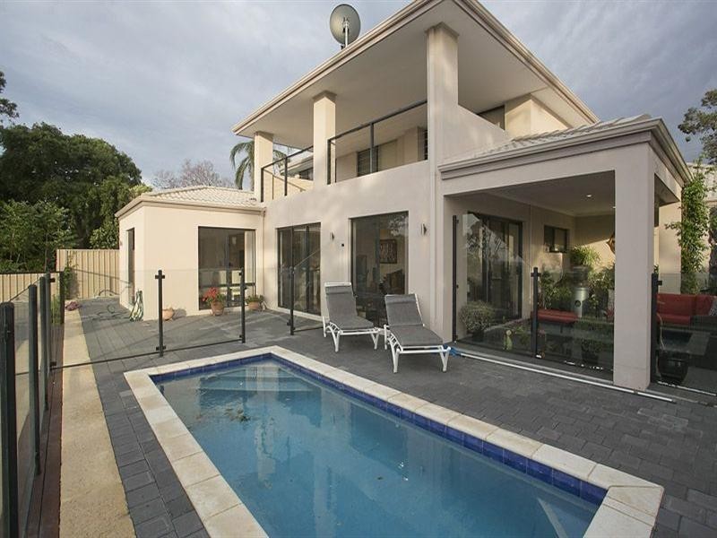 19 Graham Road, Gooseberry Hill WA 6076