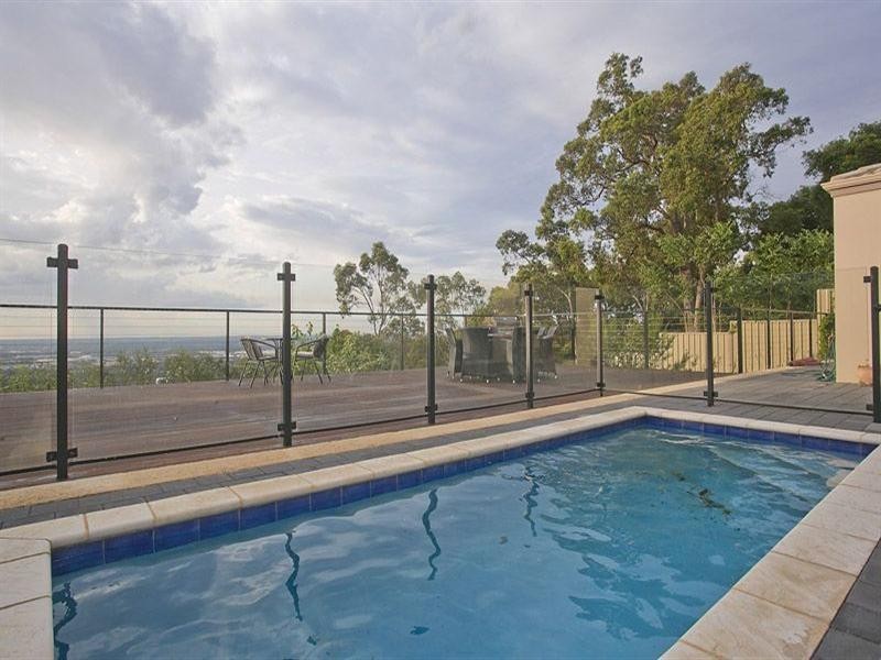 19 Graham Road, Gooseberry Hill WA 6076