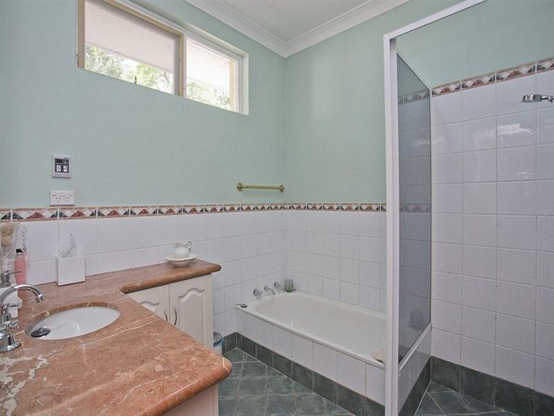 5 Jones Street, Kalamunda WA 6076