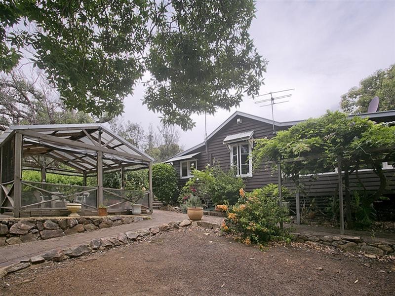 19 Gooseberry Hill Road, Gooseberry Hill WA 6076