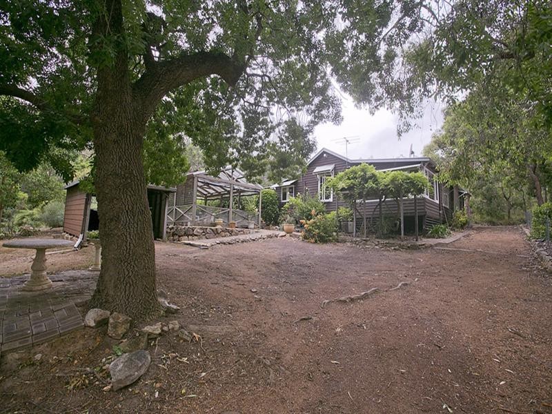 19 Gooseberry Hill Road, Gooseberry Hill WA 6076