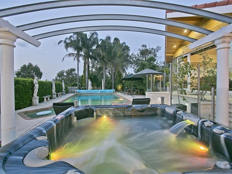 41 Malumba Crescent, Lesmurdie WA 6076