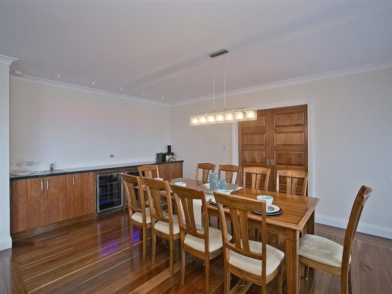 41 Malumba Crescent, Lesmurdie WA 6076