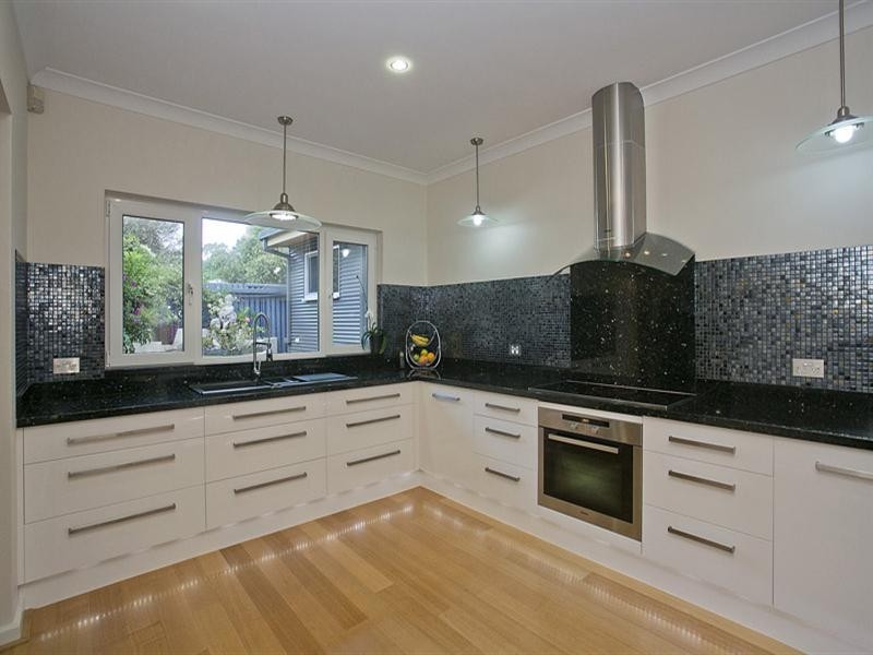 41 Malumba Crescent, Lesmurdie WA 6076
